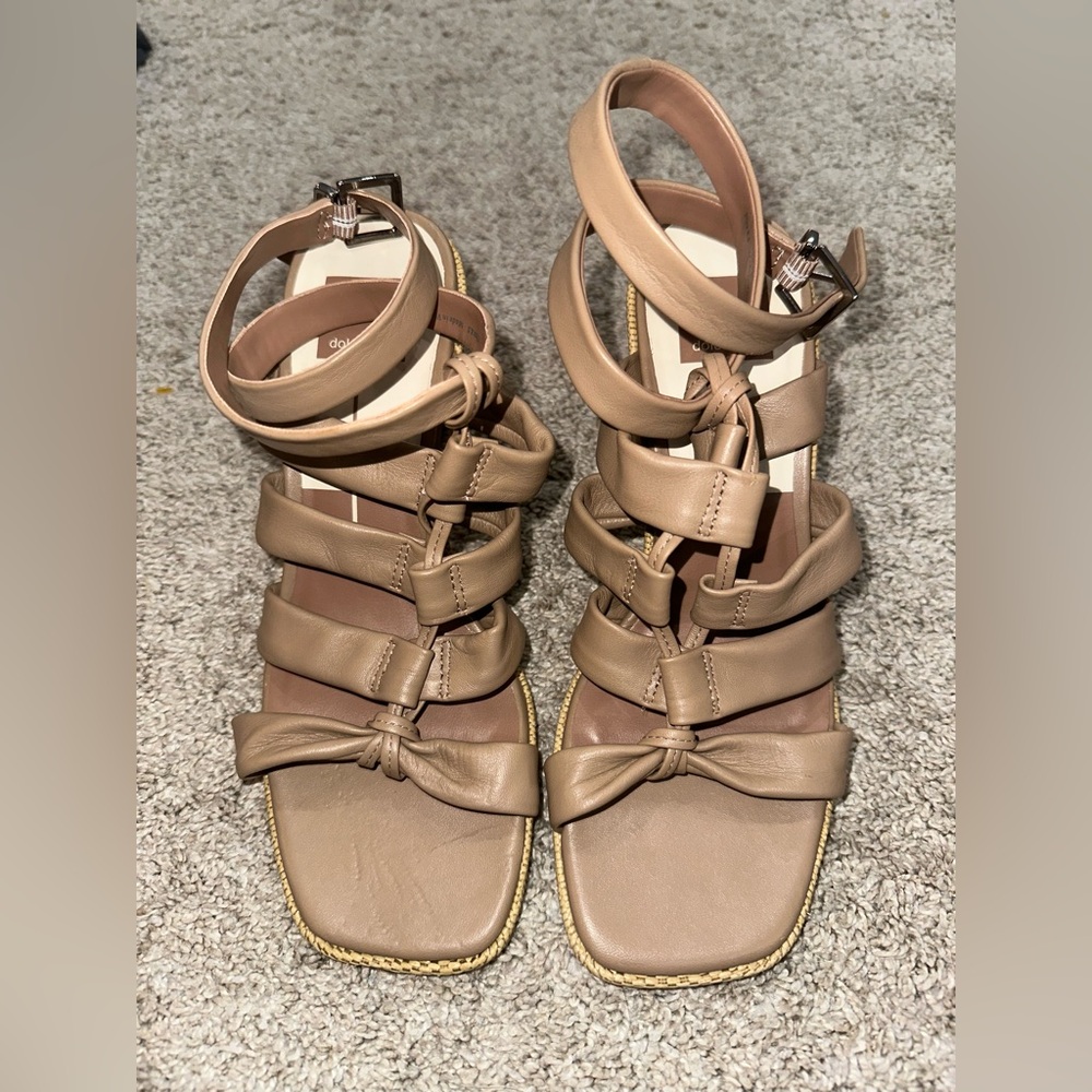 Dolce Vita Women's Brown Strappy Sandals
